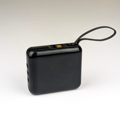 Smart Fast Charge Power Bank (10000mAh, Multi Cable Built-in)_img_3