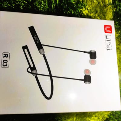 Uiisii R03 Wireless bluetooth Neckband Heavy Bass_img_2